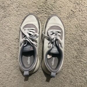 allbirds Gray and White Wool Runner Shoes
